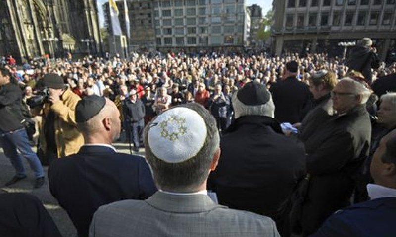 הפגנה נגד האנטישמיות, קלן [צילום: AP]
