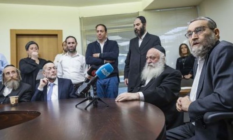 חברי יהדות התורה [צילום: אוליביה פיטוסי/פלאש 90]