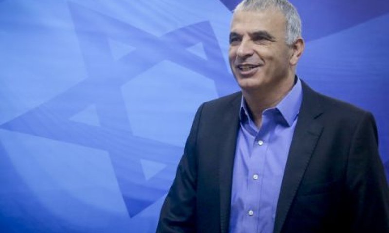 חוק מעוקר לצרכי קוסמטיקה [צילום: מארק ישראל סלם/פלאש 90]