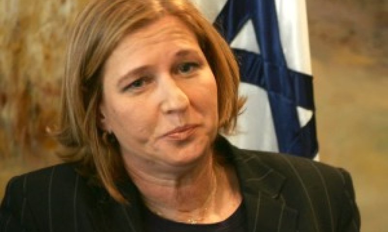 פונה לנשים. לבני [צילום: פלאש 90]