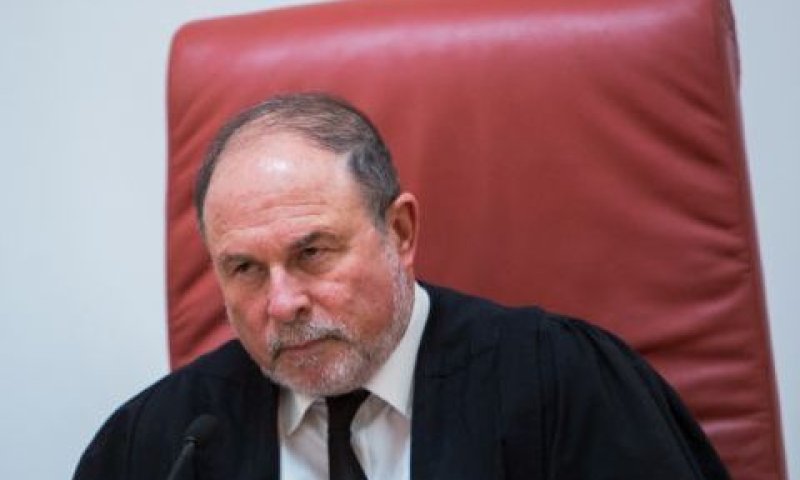 דנציגר. זיכה את זדורוב [צילום: פלאש 90]