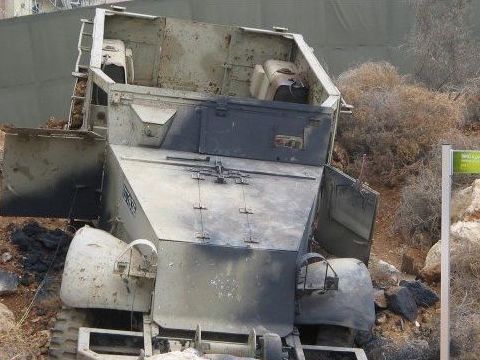 תערוכת החיזבאללה, "קורי עכביש"