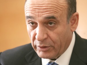 שר התחבורה הקודם שאול מופז. הפקרות מתחת אפו [צילום: פלאש 90]