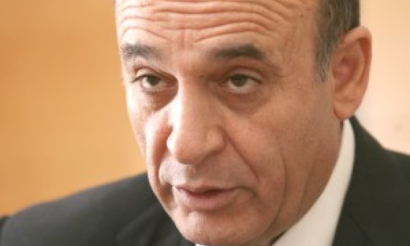 מופז. פיצוי ליועץ [צילום: פלאש 90]
