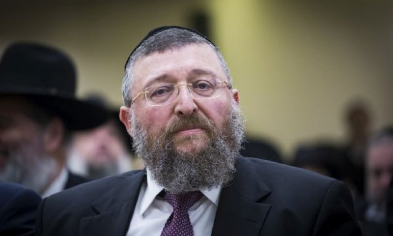 שר העבודה יואב בן צור [צילום: יונתן זינדל/פלאש 90]