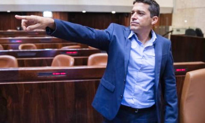 "פעילות אקטיבית ומכוונת על-מנת להכשיל את הסיעה, את הקואליציה ואת הממשלה" [צילום: אוליביה פיטוסי, פלאש 90]