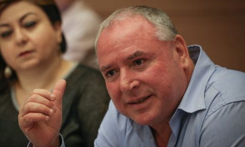 ח"כ אמסלם. במקום לצמצם את הגרעון [צילום: הדס פרוש/פלאש 90]
