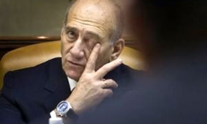 אולמרט. יצליח להיחלץ? [צילום: AP]