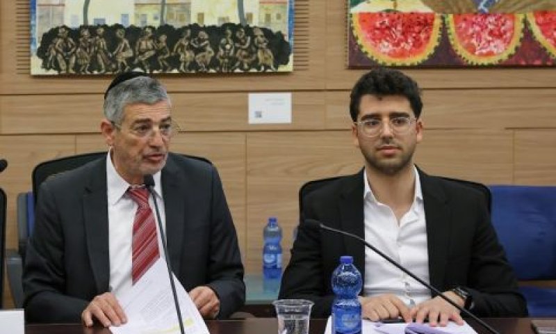 אבידן. "עשר דרגות מעל כולם" [צילום: נועם מושקוביץ/דוברות הכנסת]
