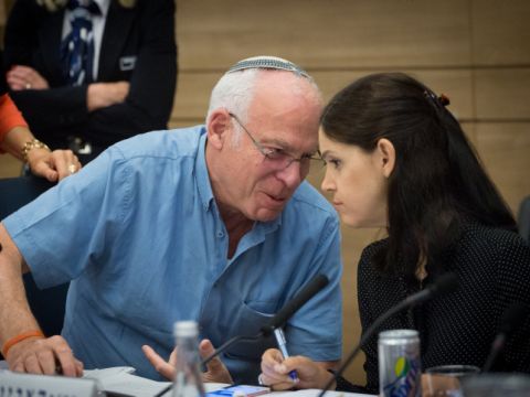 קארין אלהרר ואורי אריאל [צילום: מרים אלסטר/פלאש 90]