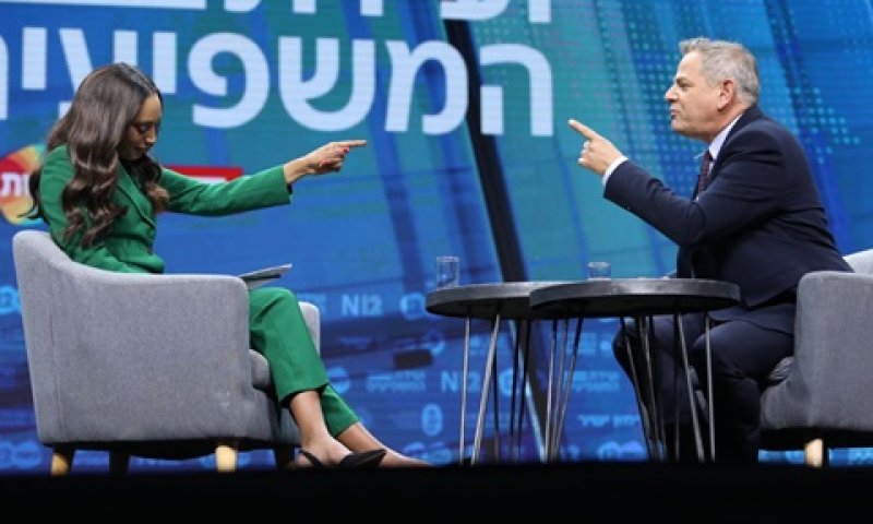 [צילום: אלי דסה עבור ועידת המשפיעים של קשת ו-N12]