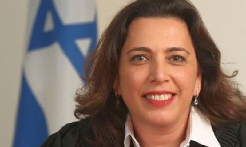עמית-אניסמן. מחוזי מרכז