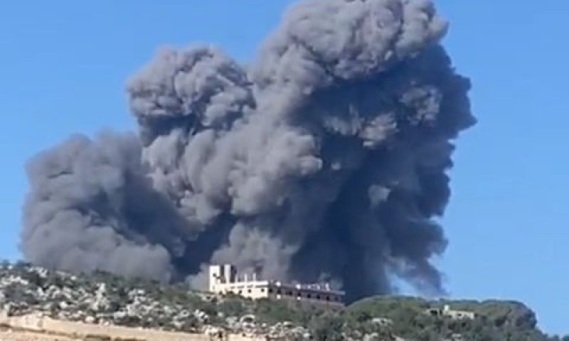 חיל האוויר הפציץ בפאתי העיירה תאיר חרפה בלבנון [צילום: דובר צה"ל]