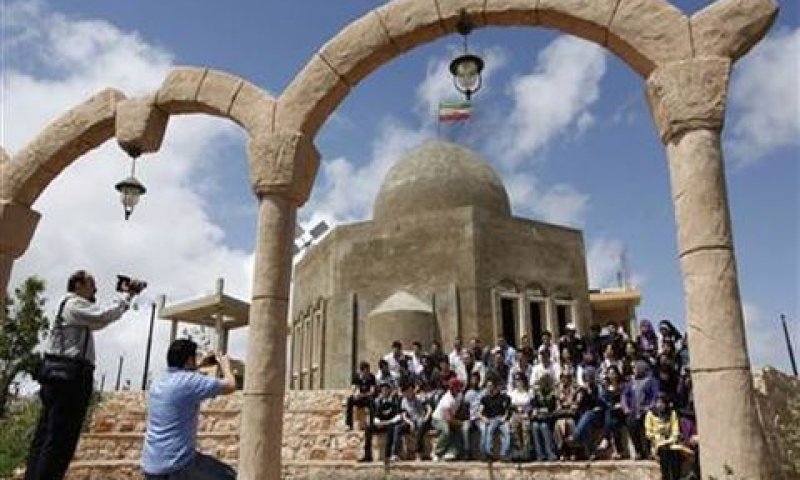 תיירים בלבנון [צילום: AP]