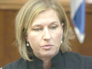 ההסכם שולל הסמכויות. לבני [פלאש 90]
