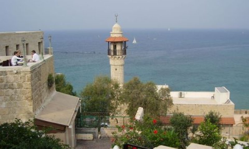 מסגד אלבחר. בעבר נהנו מהקריאות