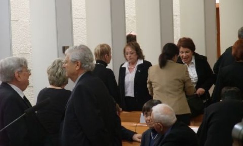 אלשיך עם עמיתים בעבר ובהווה. "טרם התקבלה החלטה"