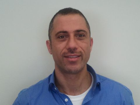 שמואל שלום. מנהל תחום משווקי משנה