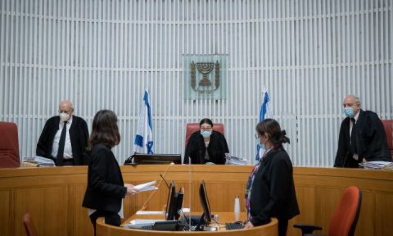 מלצר, חיות והנדל בדיון אתמול [צילום: יונתן זינדל, פלאש 90]