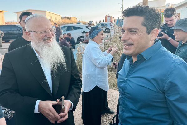 השר עמיחי שיקלי והרב שמואל אליהו