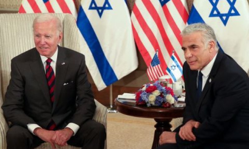 לפיד וביידן בפגישתם [צילום: אמיל סלמן/פול פלאש 90]