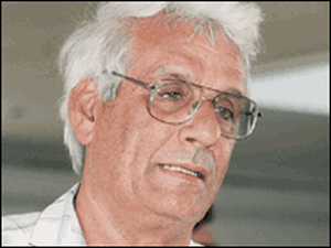 אורון. חוק חברתי