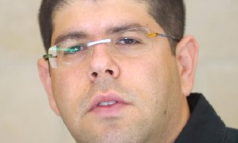 אופנהיימר. שלח מתחזים [צילום: פלאש 90]