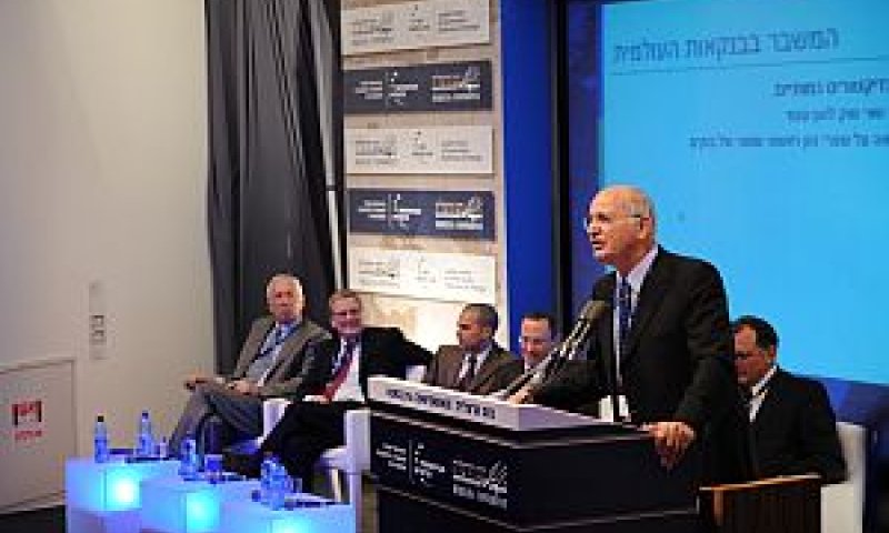 ברנע. "המבנה הפירמידלי הוא אסון טבע" [צילום: אורי פורת]