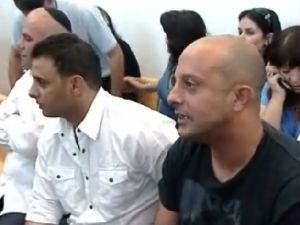 שוטרים מעל לחוק