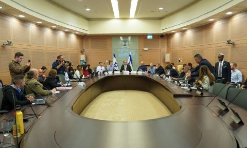 ישיבת ועדת החוקה בצהריים [צילום: דני שם-טוב/דוברות הכנסת]