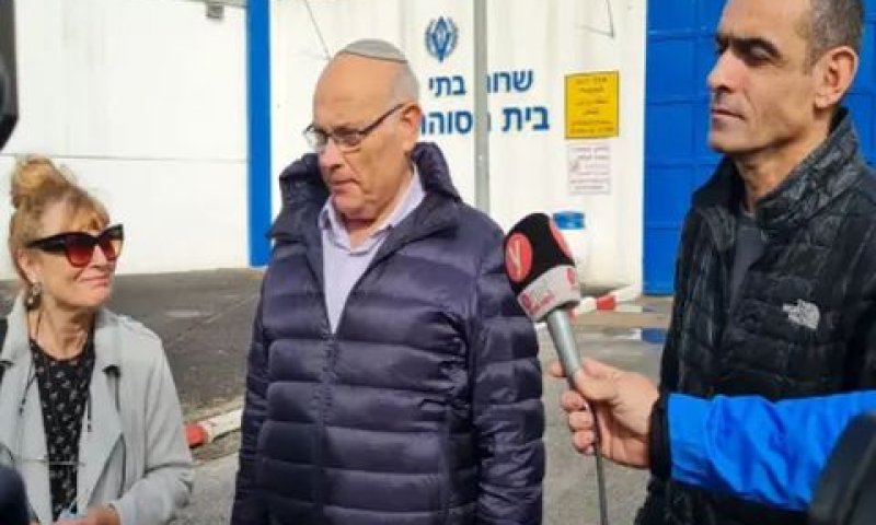 חברי הוועדה הממשלתית לחקירת אירוע בריחת האסירים הביטחוניים [צילום: דוברות המשרד לביטחון פנים]