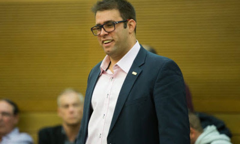 חזן. הנגבי מוציא עלי תיסכוליו האישיים [צילום: יונתן זינדל/פלאש 90]
