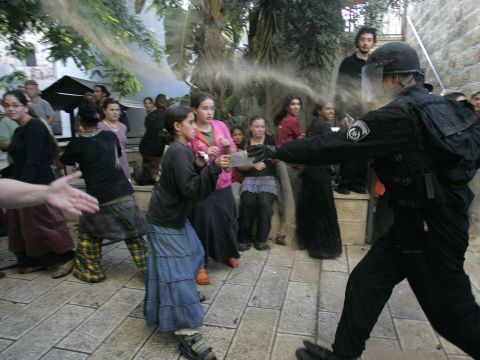 הפינוי בחברון [AP]