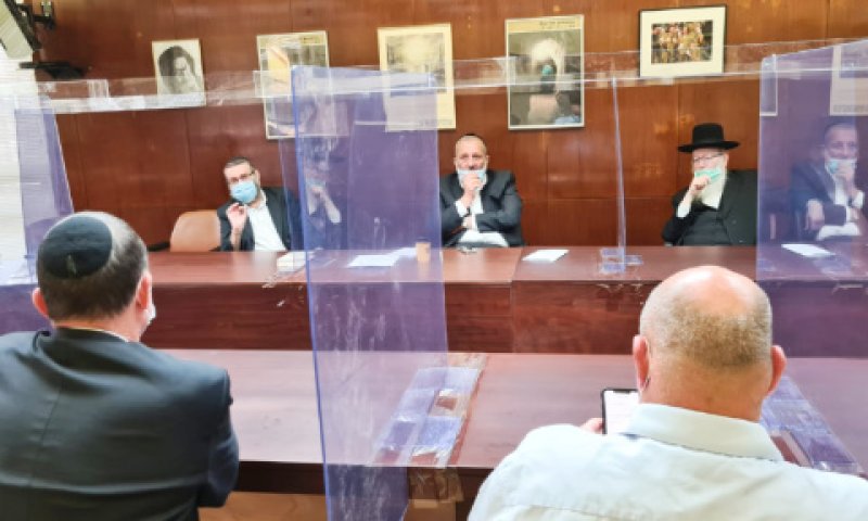 עדיין נותרו פערים בין הצדדים