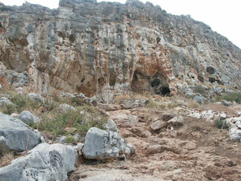 מערת מיסלייה [צילום: מינה וינשטיין-עברון, אוניברסיטת חיפה]