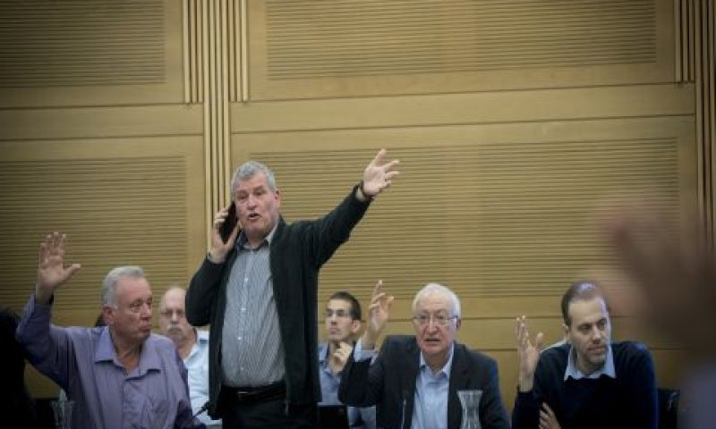 מיקי רוזנטל, מיקי זוהר . מתמידים בהתנגדות [צילום: יונתן זינדל/פלאש 90]