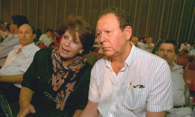 מוטה גור ורעייתו ריטה בוועידת מפלגת העבודה [צילום: צביקה ישראלי/לע"מ]
