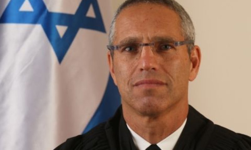 הס. בשל מינוי רעייתו