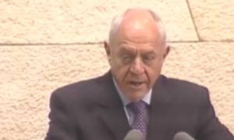 בר און. 15000 פניות מידי יום