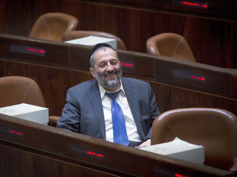 דרעי. בחר לא להצביע [צילום: פלאש 90]