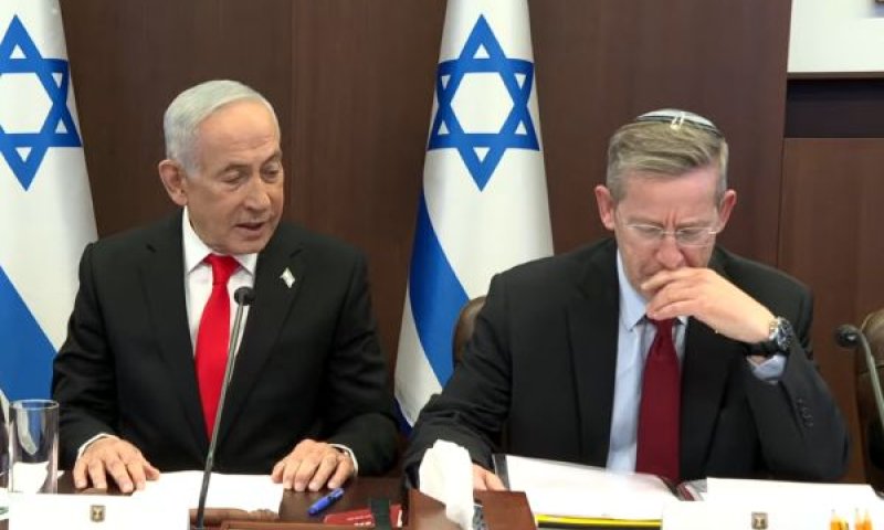 יוסי פוקס ונתניהו [צילום: לע"מ]