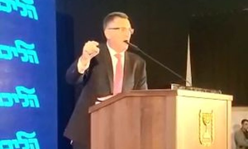 סער. "הוא הא, מי זה בא" [צילום: מתוך צילום וידאו]