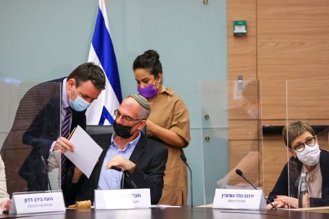 ירדנה מלר הורוביץ, ניר אורבך, יבגני סובה [צילום: נועם מושקוביץ/דוברות הכנסת]