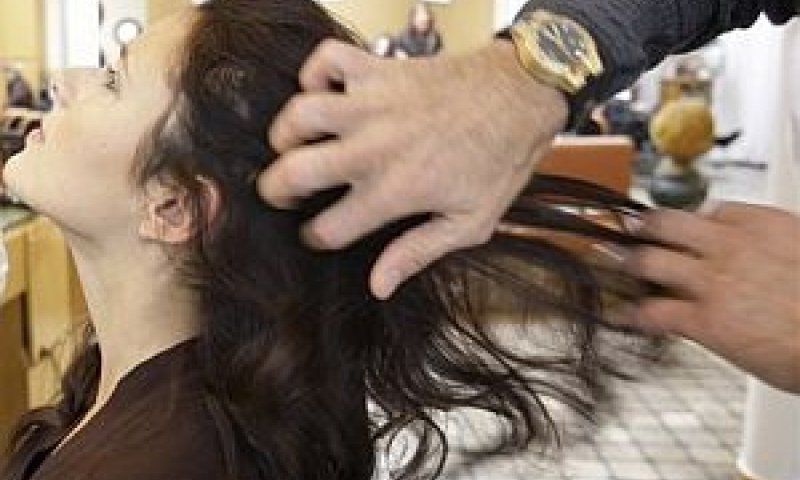 לא לשבור את הארנק בעבור שיער מתוקתק [צילום: AP]