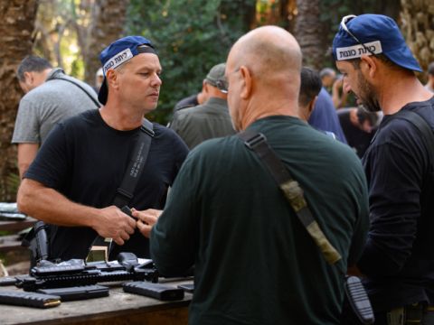 לפקח על כיתות הכוננות [אייל מרגולין, פלאש 90]