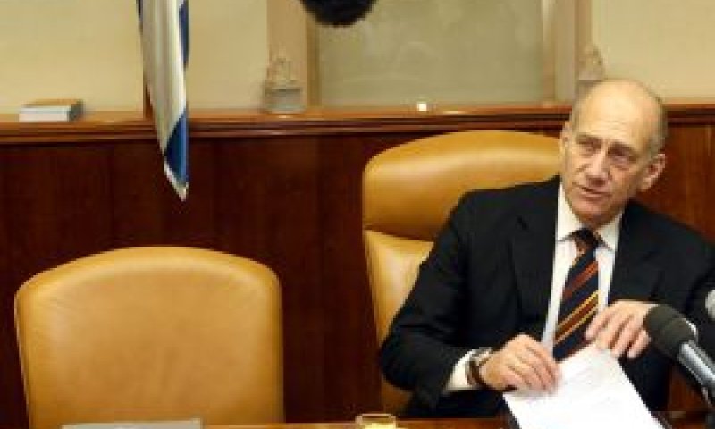 אולמרט. דיון מאופל [ארכיון: פלאש 90]