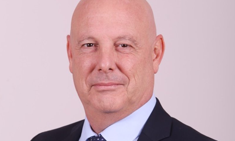 ישראלי. "שימוש פרטי בכרטיס האשראי" [צילום: יח"צ]