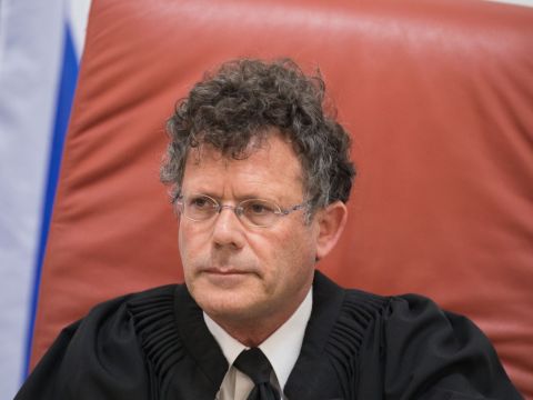 לא לייקר את השימוש [יונתן זינדל, פלאש 90]