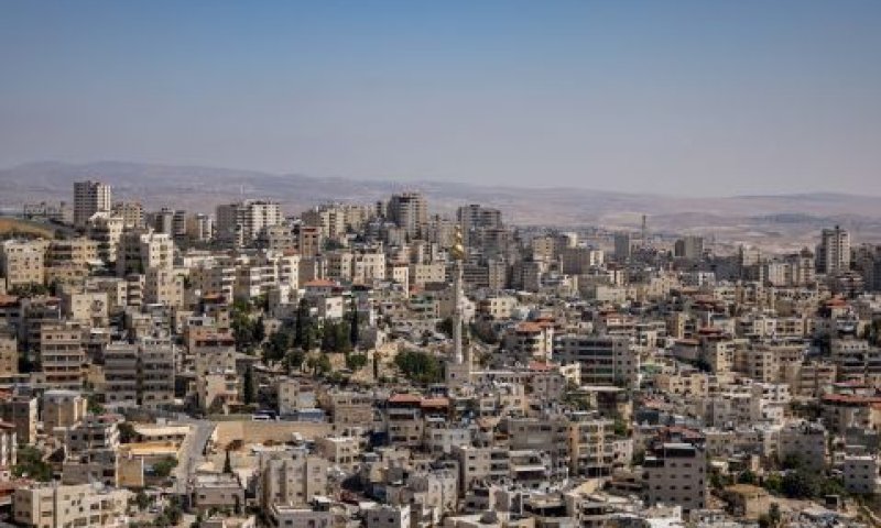 עיסאוויה. מאות מאזינים לדרשה [צילום: יונתן זינדל, פלאש 90]