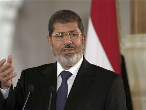 מורסי. "הבעת התנגדות בדרכי שלום - תהליך בריא" [צילום: AP]